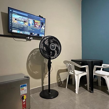 Suite 03 • Praia Das Pitangueiras グァルジャー エクステリア 写真